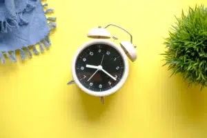 timer with yellow background